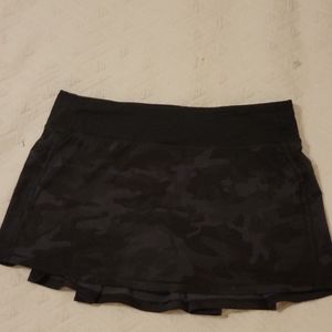 Lululemon Tennis Skirt Black Camo Pattern EUC